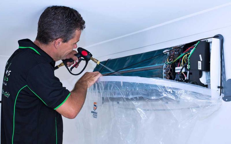 Có nên sử dụng dịch vụ vệ sinh máy lạnh quận 4 không? Có nên sử dụng dịch vụ vệ sinh máy lạnh quận 4 không?