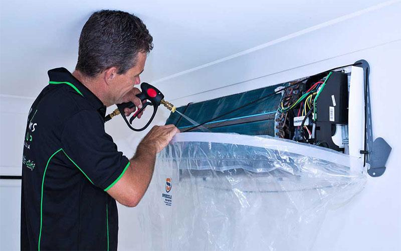 Lời khuyên từ chuyên gia vệ sinh máy lạnh quận Gò Vấp Lời khuyên từ chuyên gia vệ sinh máy lạnh quận Gò Vấp
