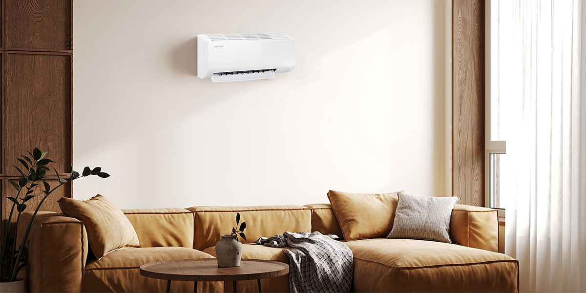 may-la114 Máy Lạnh Samsung Inverter 1.5 Hp AR13DYHZAWKNSV có màn hình hiển thị nhiệt độ trên dàn lạnh